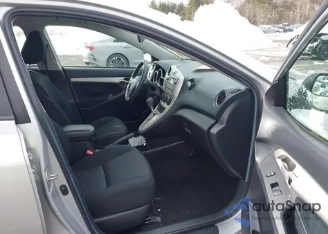 2009 Toyota Matrix z USA, uszkodzony, nr VIN 2T1KU40EX9C070950